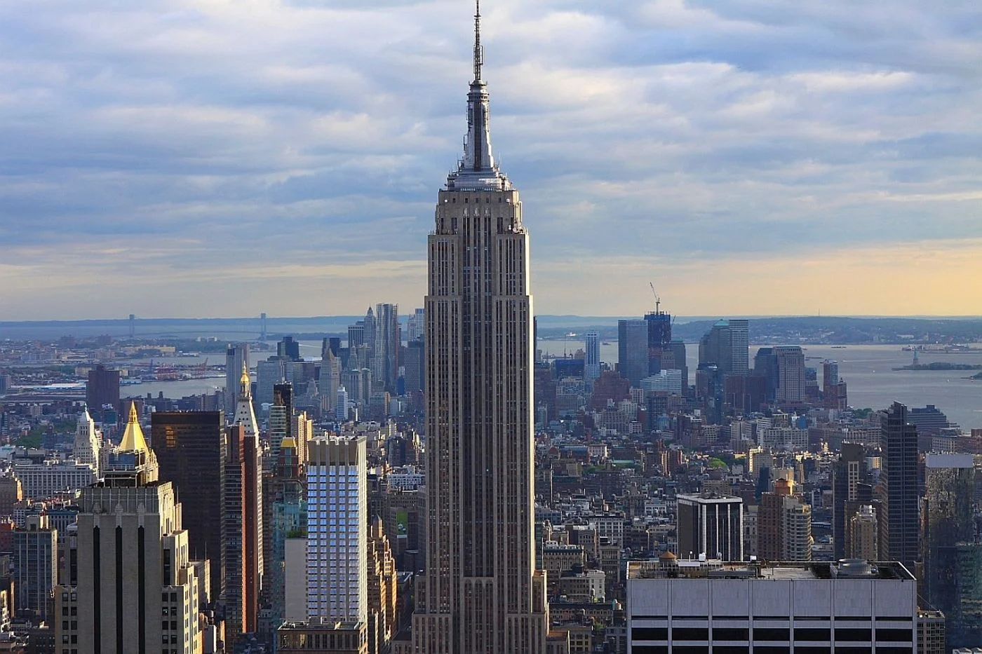 Photo-2 of 350 5th Ave, New York, NY 10118