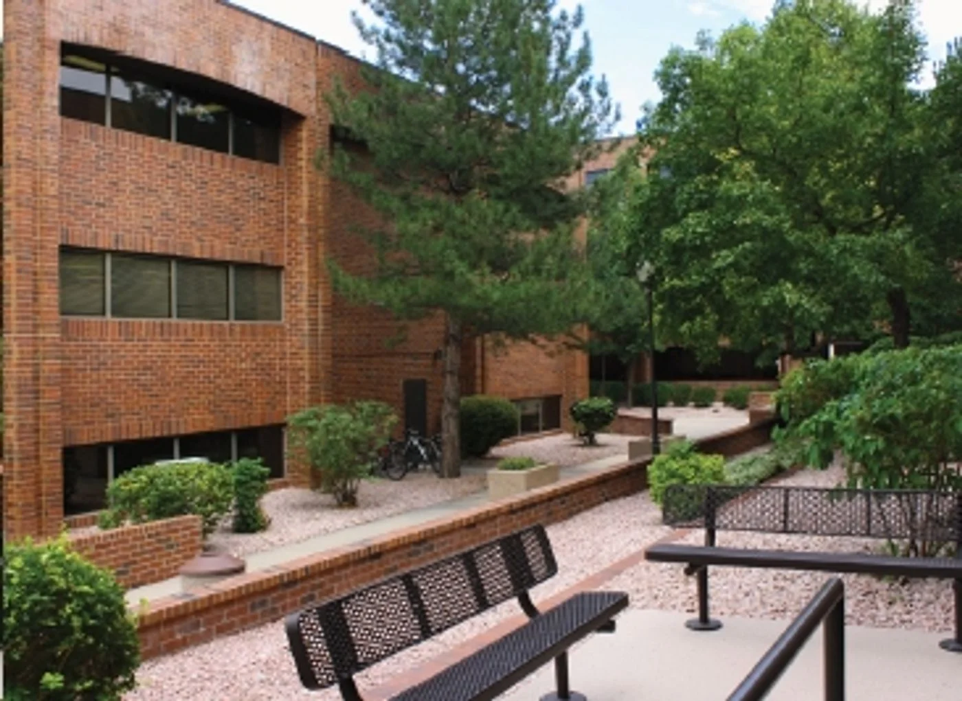Photo-2 of 7112 W Jefferson Ave, Lakewood, CO 80235