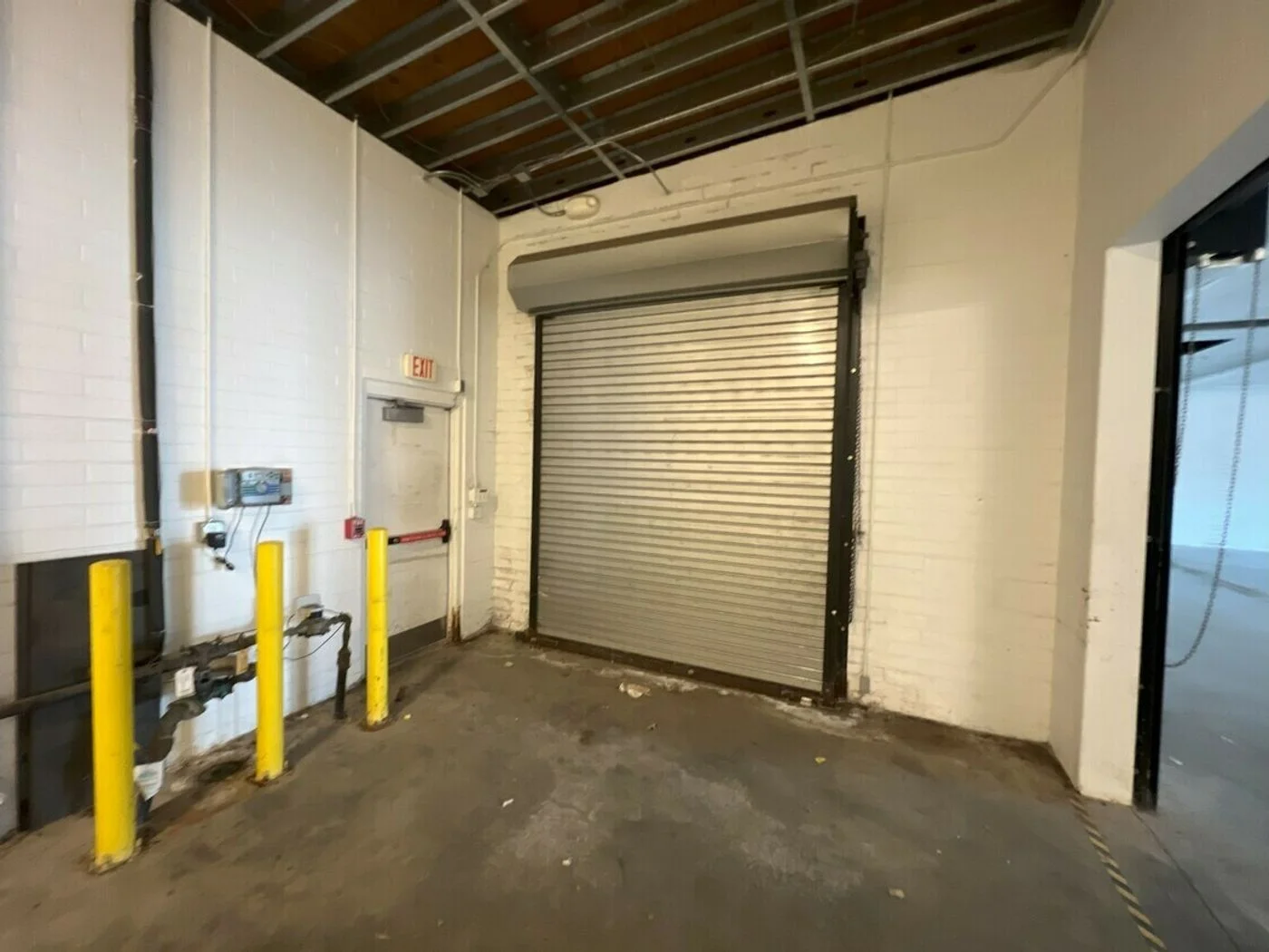 Photo 3 of 10 Andrews Rd, Somersworth, NH 03878