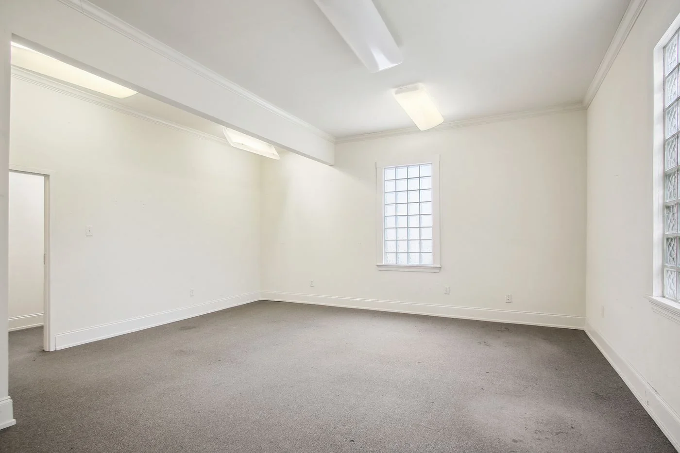 Photo 3 of 7611 Maple St, New Orleans, LA 70118