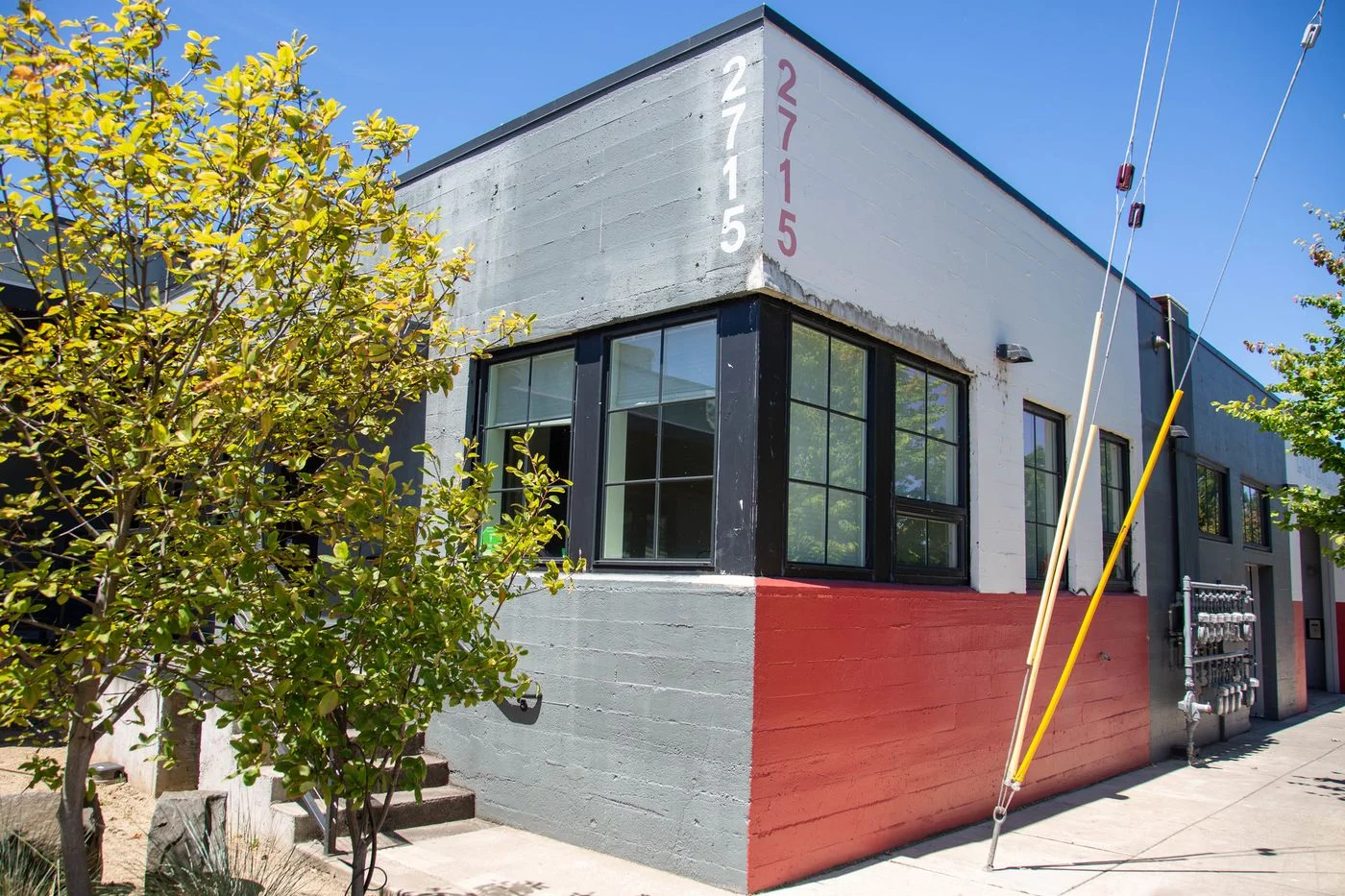 Photo 3 of 2715 SE 8th Ave, Portland, OR 97202