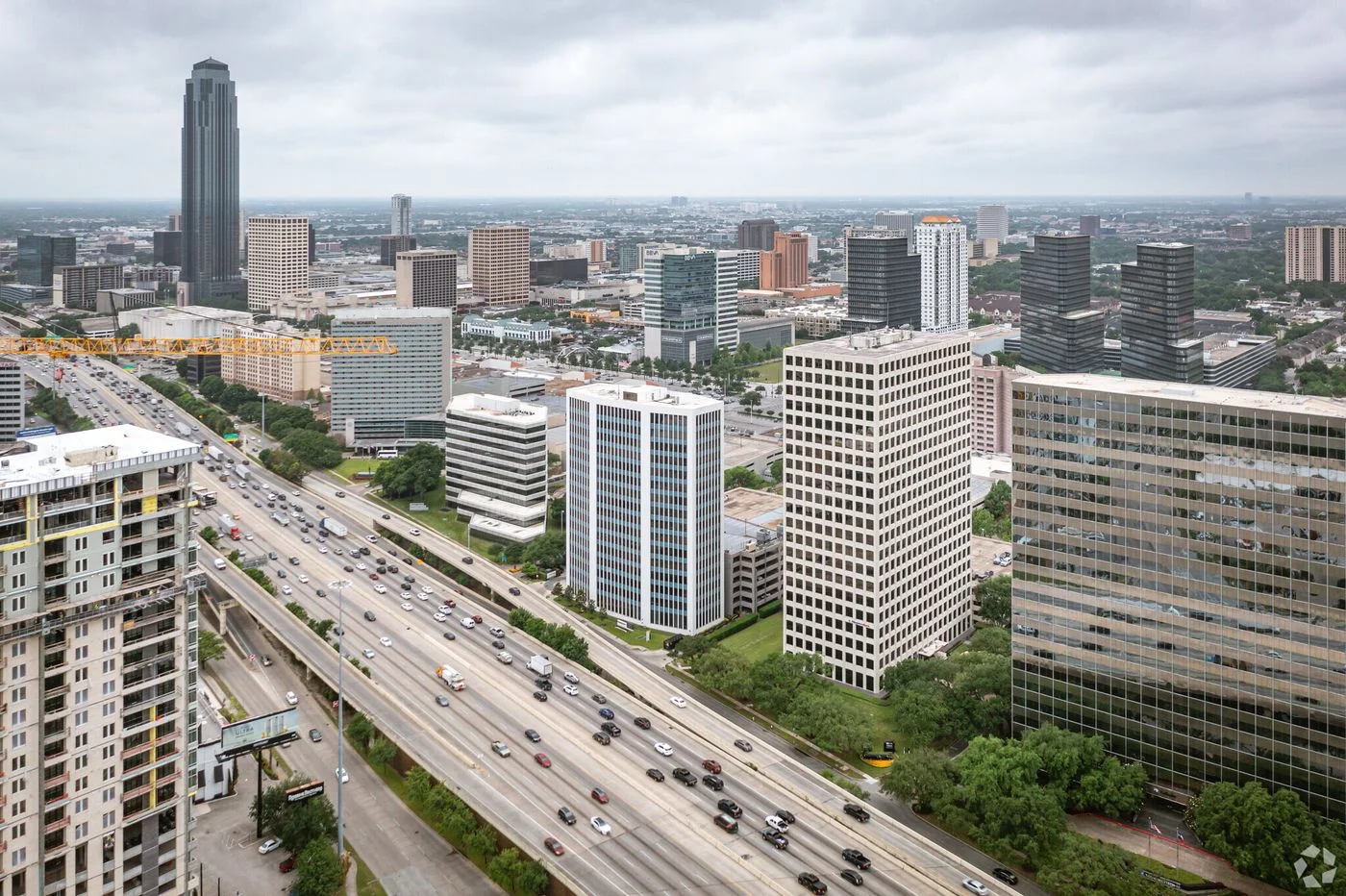 Photo 2 of 2100 West Loop S, Houston, TX 77027