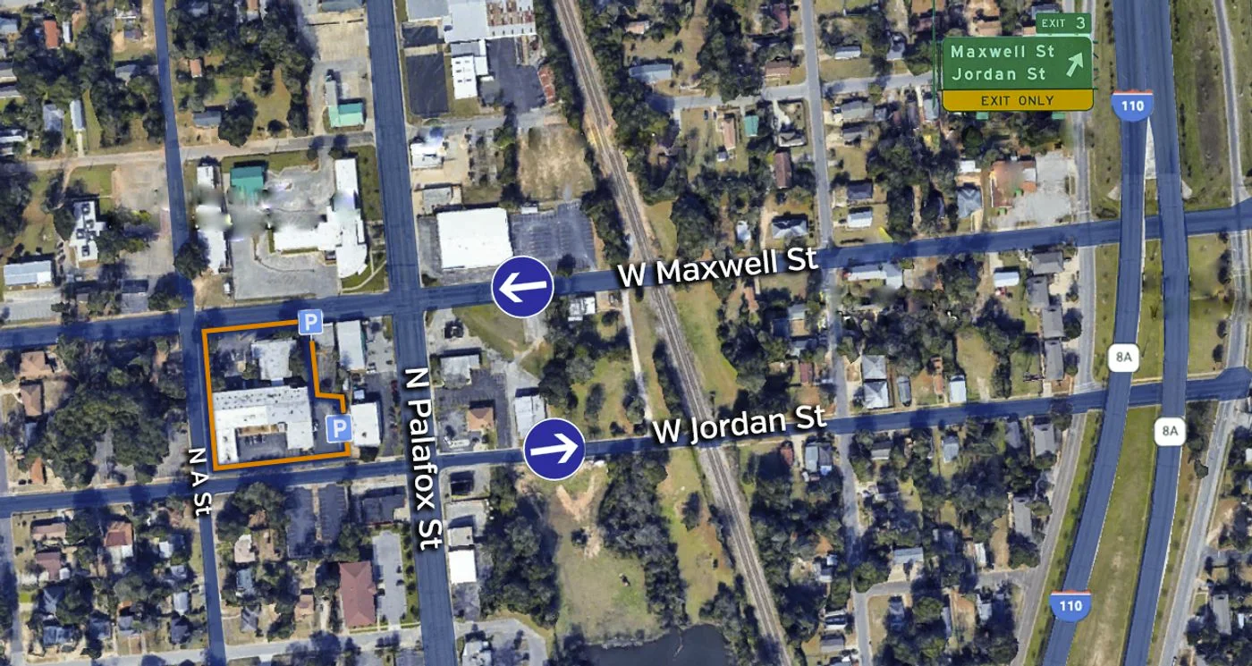 Photo 2 of 35 W Maxwell St, Pensacola, FL 32501