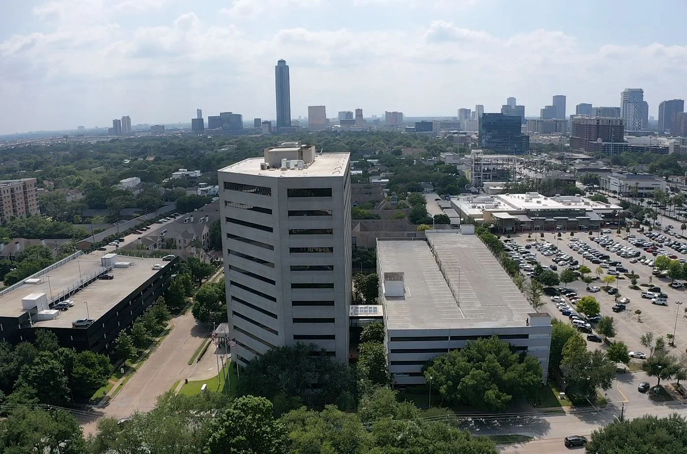 Photo-2 of 3900 Essex Ln, Houston, TX 77027