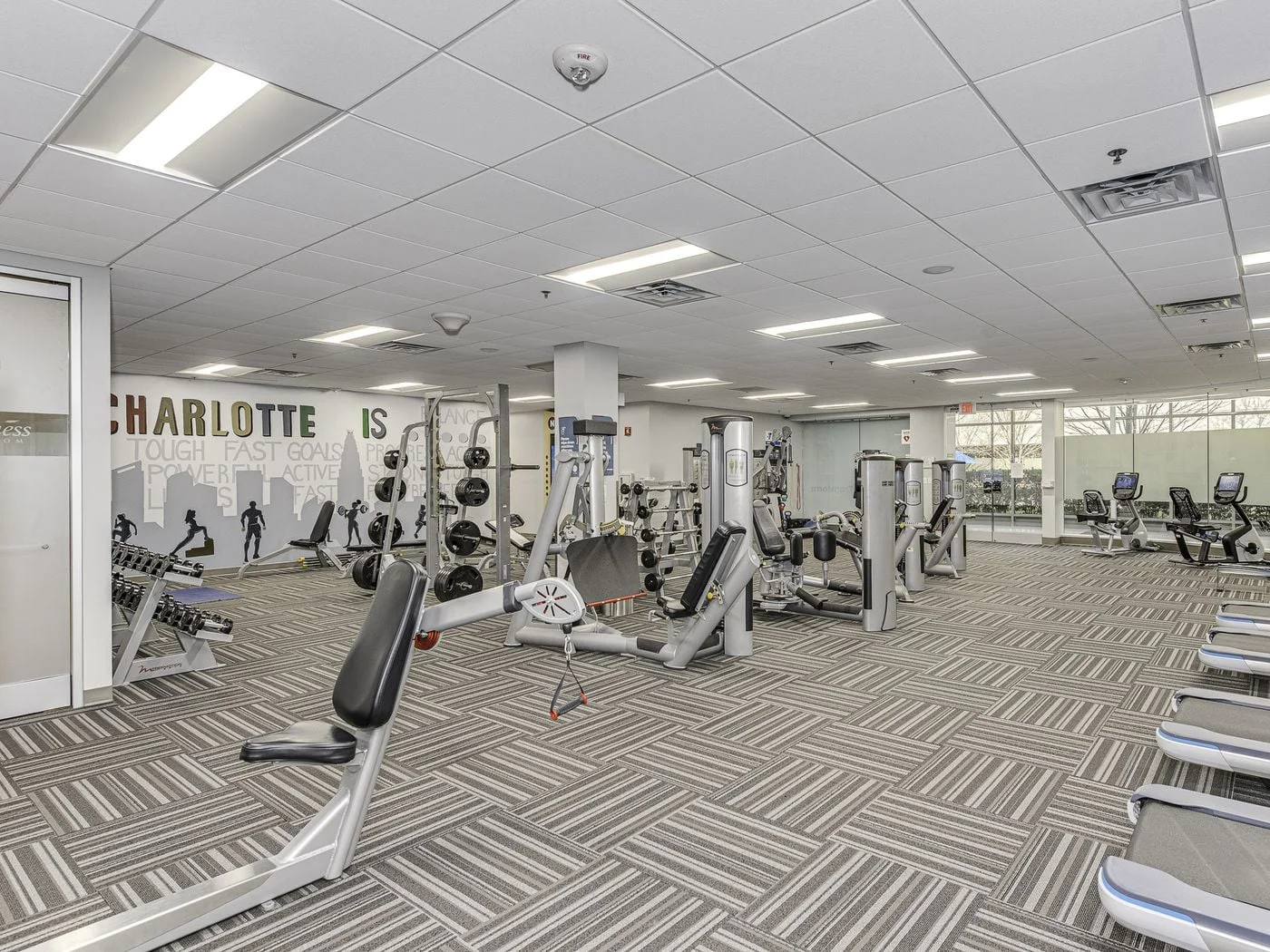 Photo 3 of 8505 Ibm Dr, Charlotte, NC 28262