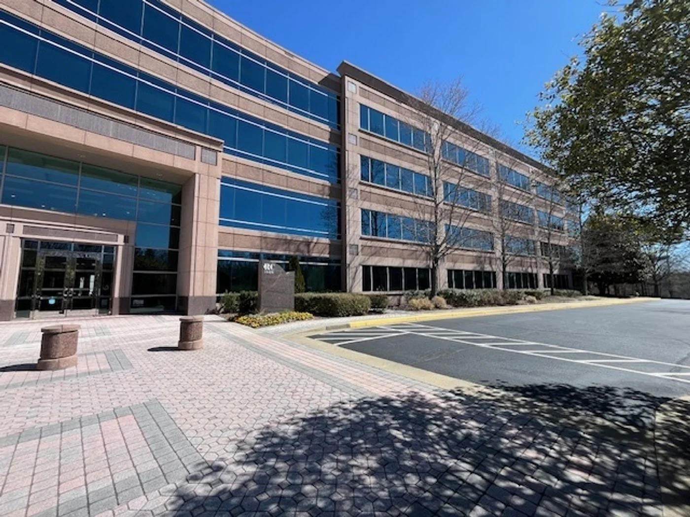 Photo-3 of 11475 Great Oaks Way, Alpharetta, GA 30022
