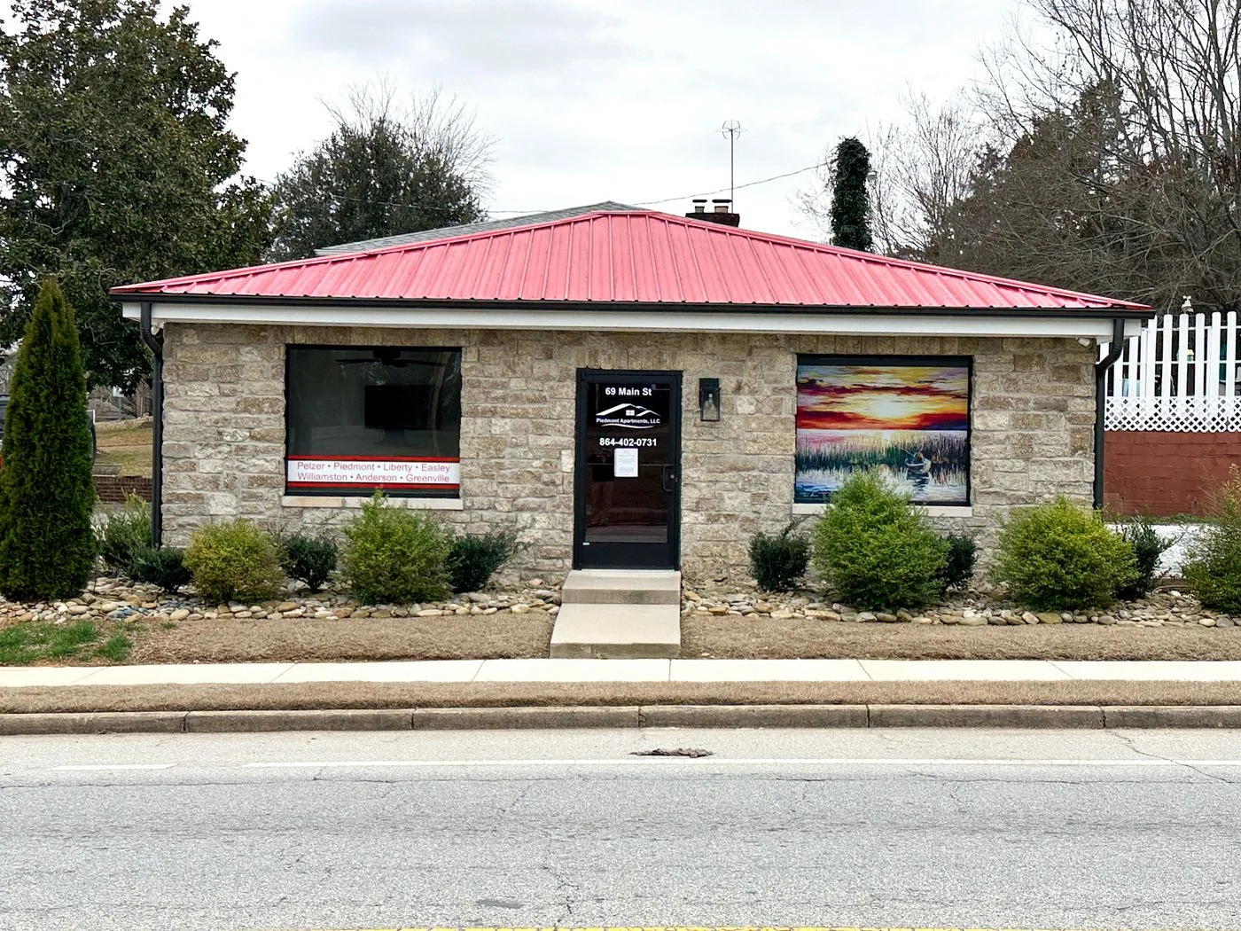 Photo 1 of 69 Main St, Pelzer, SC 29669