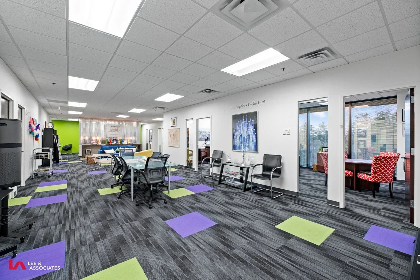 Photo 3 of 9040 Roswell Rd, Atlanta, GA 30350