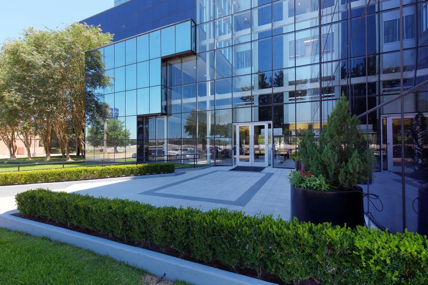 Photo-2 of 15915 Katy Fwy, Houston, TX 77094