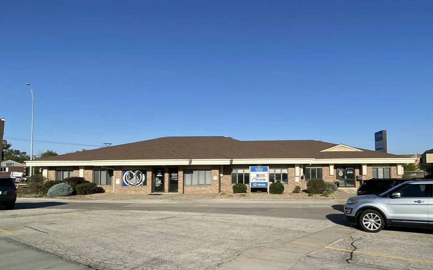 Photo 2 of 2333-2337 Blairs Ferry Rd NE, Cedar Rapids, IA 52402