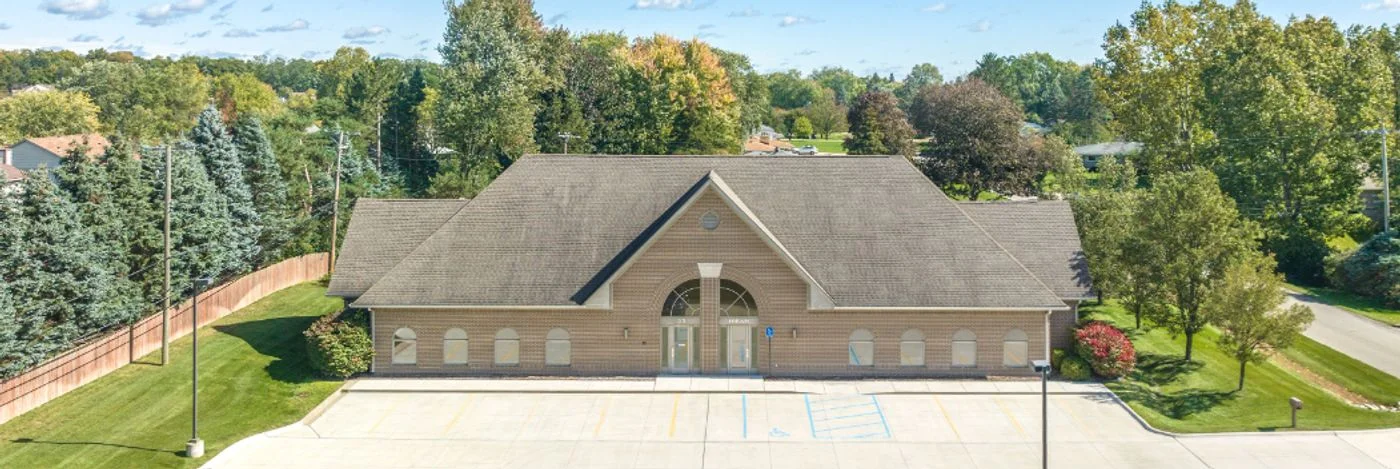 Photo 3 of 33 Hiram St, Lake Orion, MI 48360