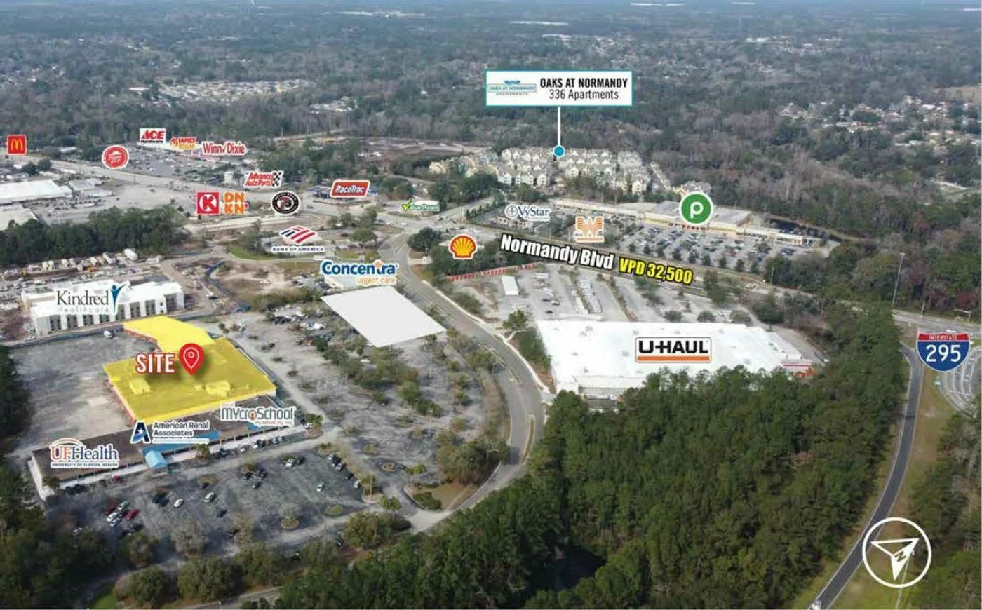 Photo 3 of 1550 Normandy Village Pkwy, Jacksonville, FL 32221