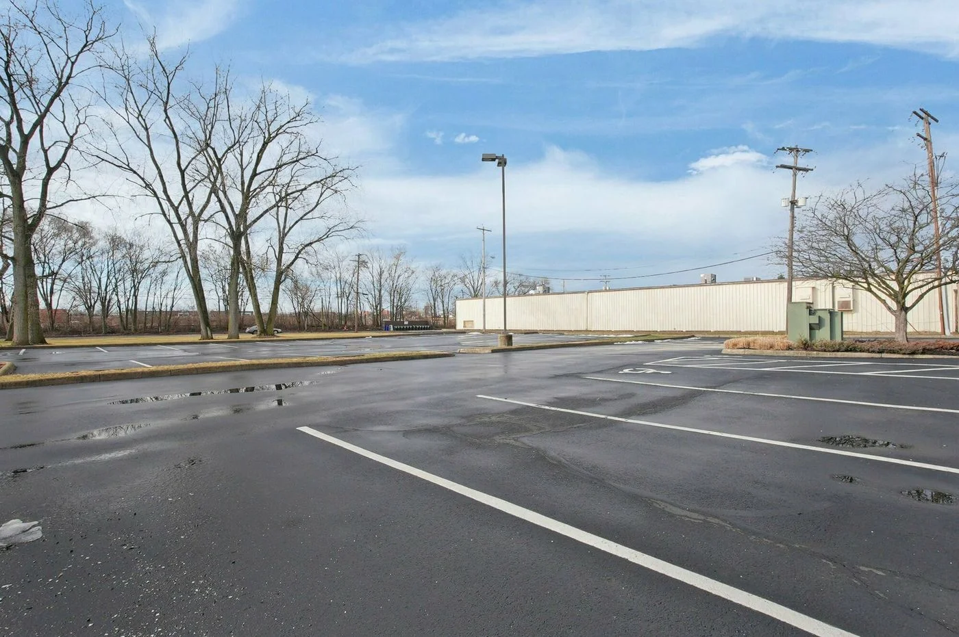 Photo-3 of 1445 Goodale Blvd, Columbus, OH 43212