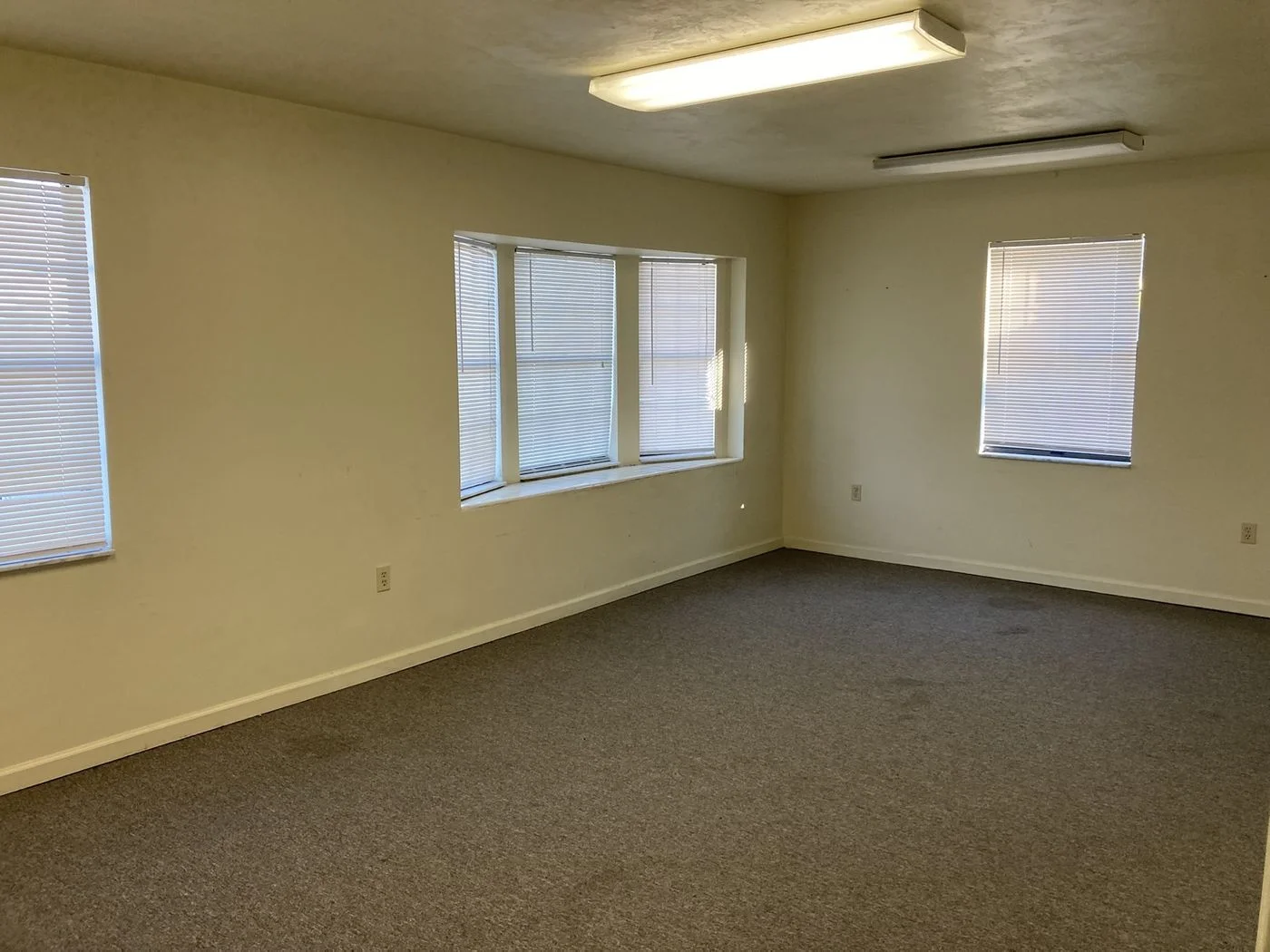 Photo 2 of 1344 Cross Creek Cir, Tallahassee, FL 32301