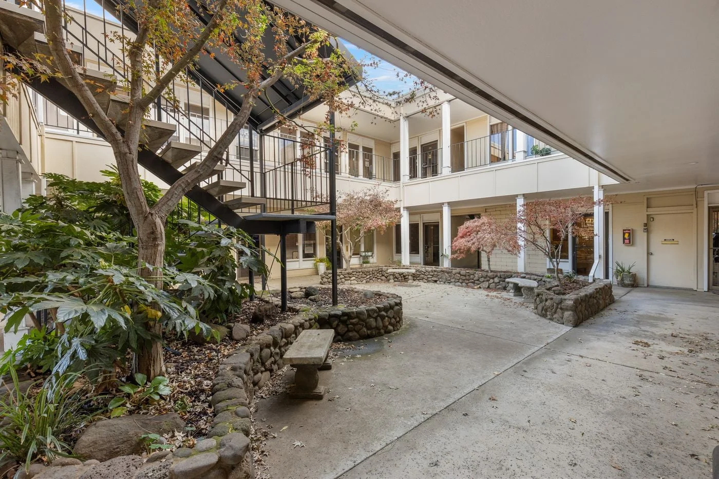 Photo 2 of 1324 Mangrove Ave, Chico, CA 95926