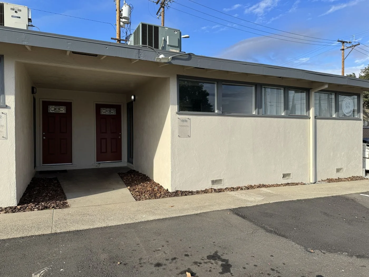 Photo 2 of 1300 Court St, Redding, CA 96001