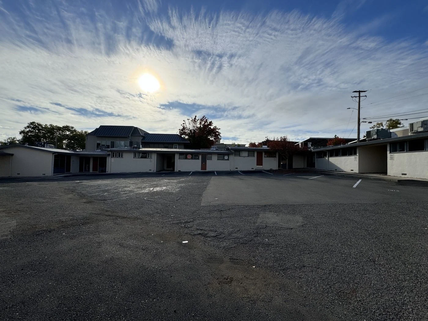 Photo 3 of 1300 Court St, Redding, CA 96001