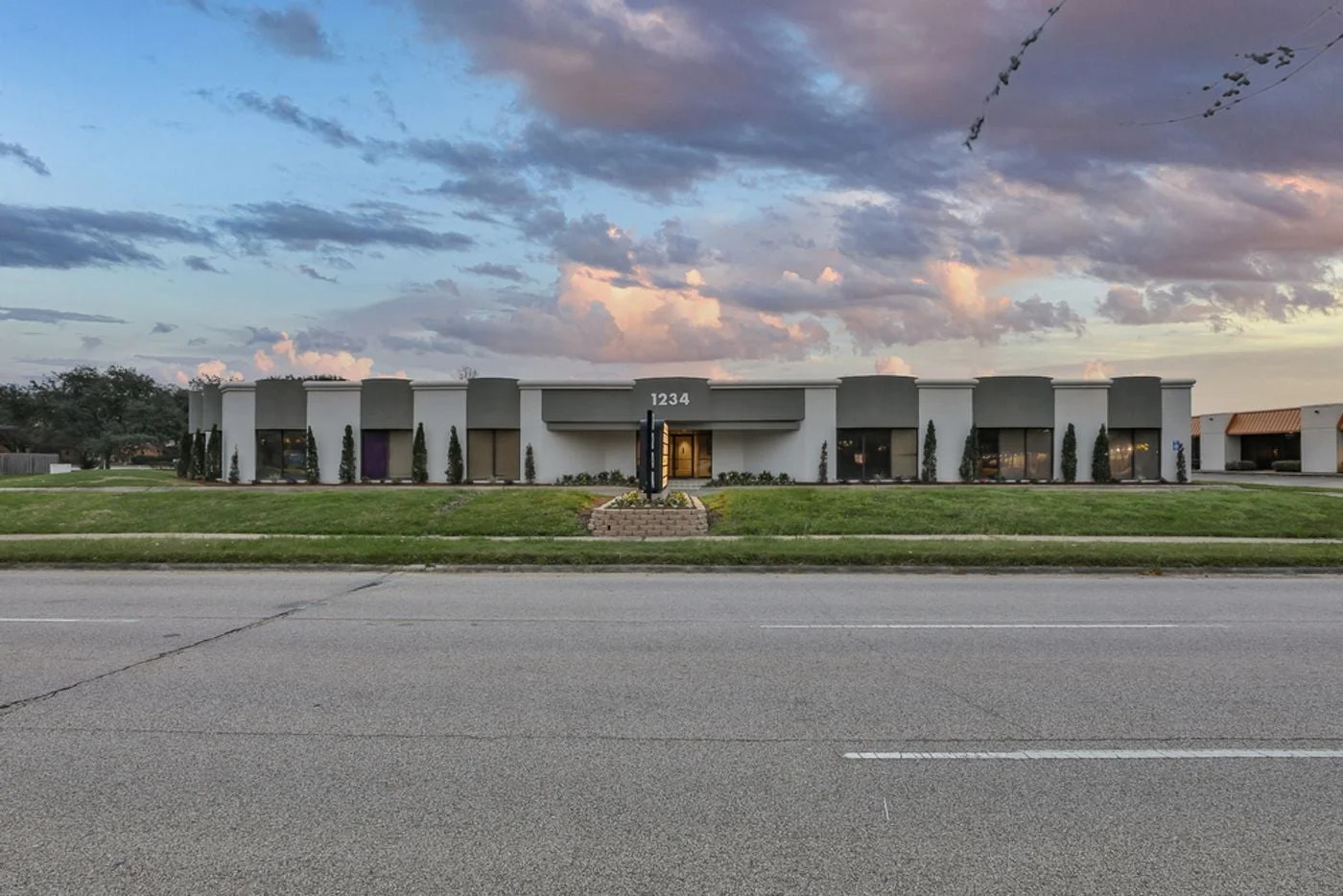 Photo 1 of 1234 Bay Area Blvd, Houston, TX 77058