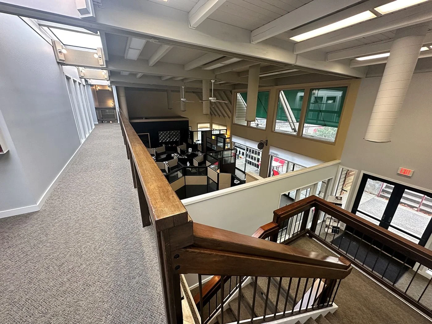 Photo 3 of 31960 SW Charbonneau Dr, Wilsonville, OR 97070