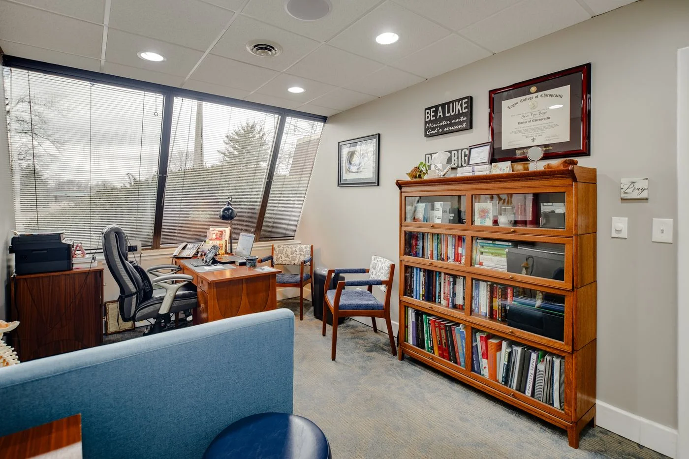 Photo 2 of 510 Baxter Rd, Chesterfield, MO 63017