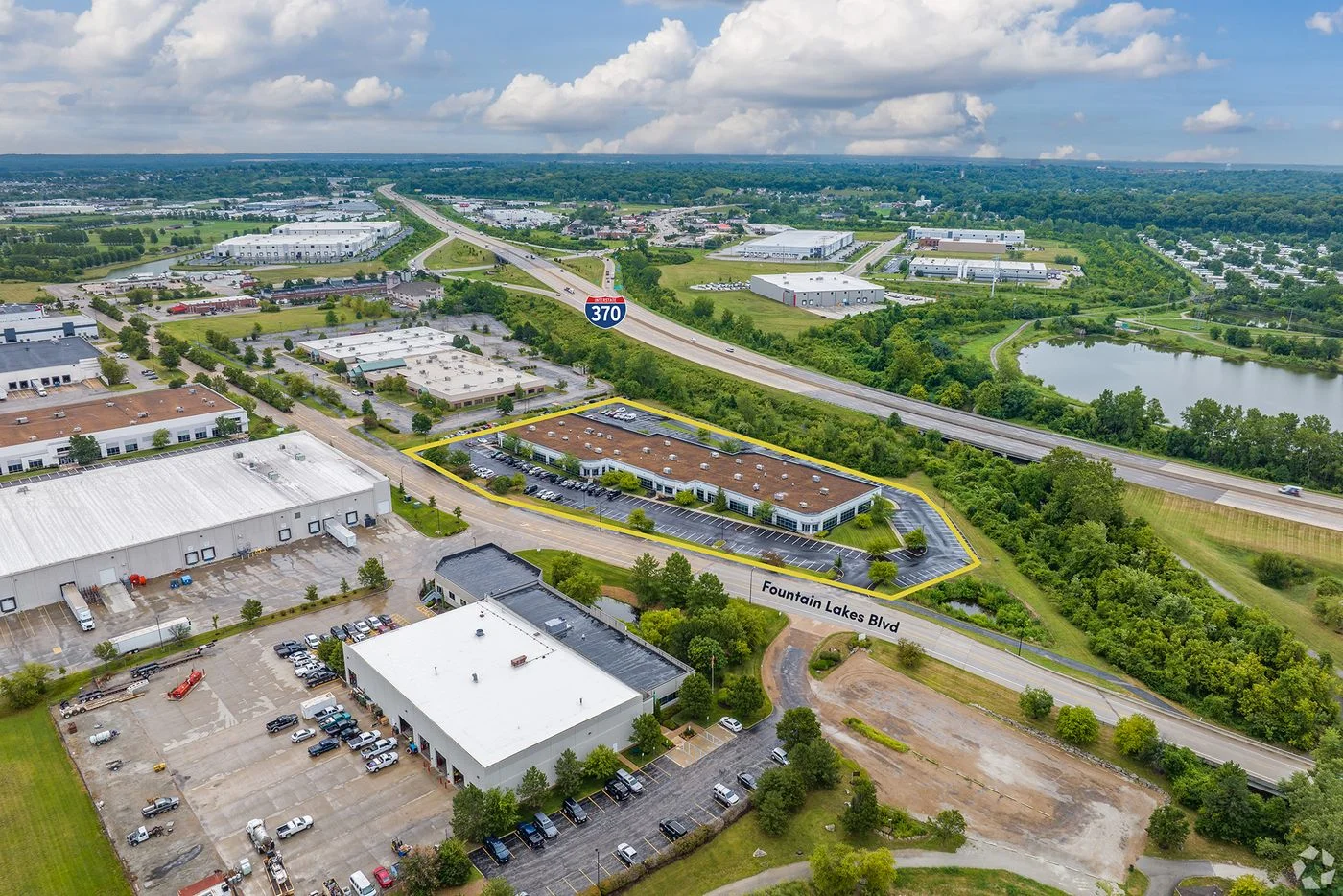 Photo 1 of 500 Fountain Lakes Blvd, Saint Charles, MO 63301