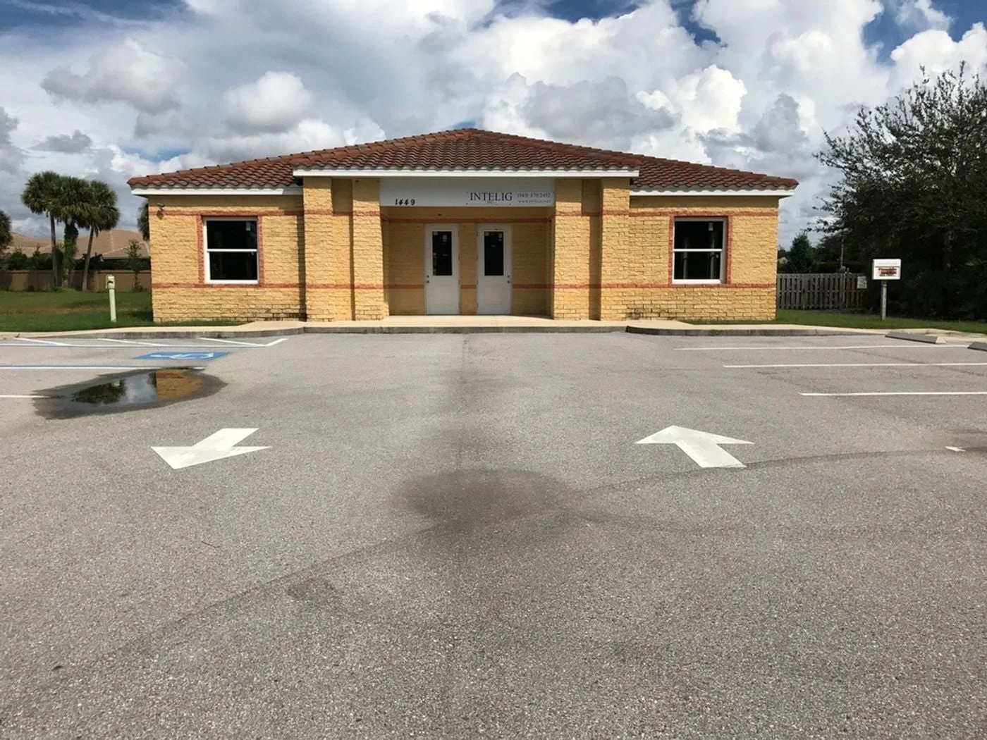 Photo 2 of 1449 S Tamiami Trail, Osprey, FL 34229