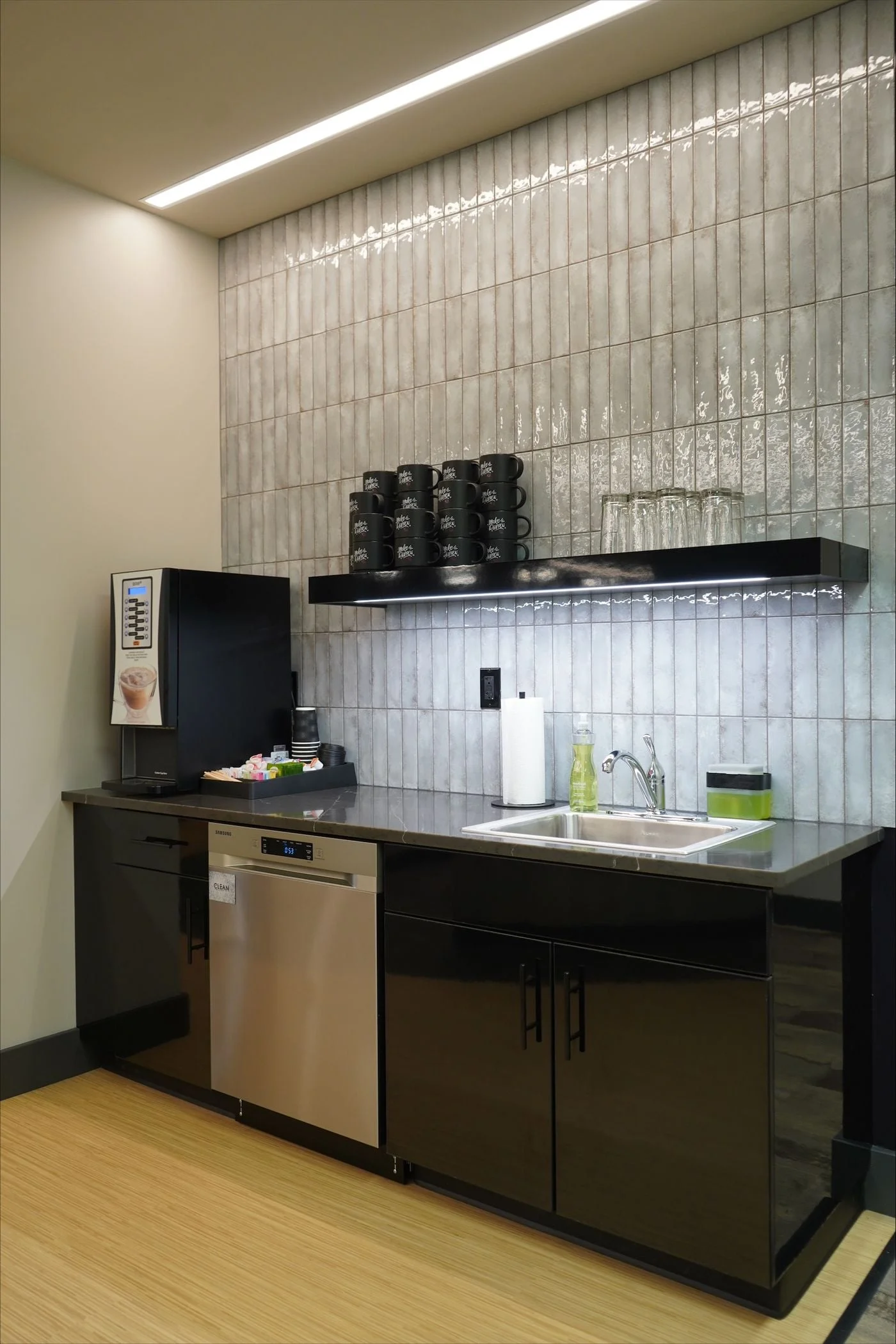 Photo 3 of 2625 Denison Dr, Mt Pleasant, MI 48858