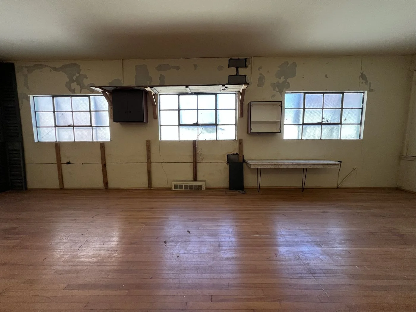 Photo 3 of 1708 Logan St, Cincinnati, OH 45202