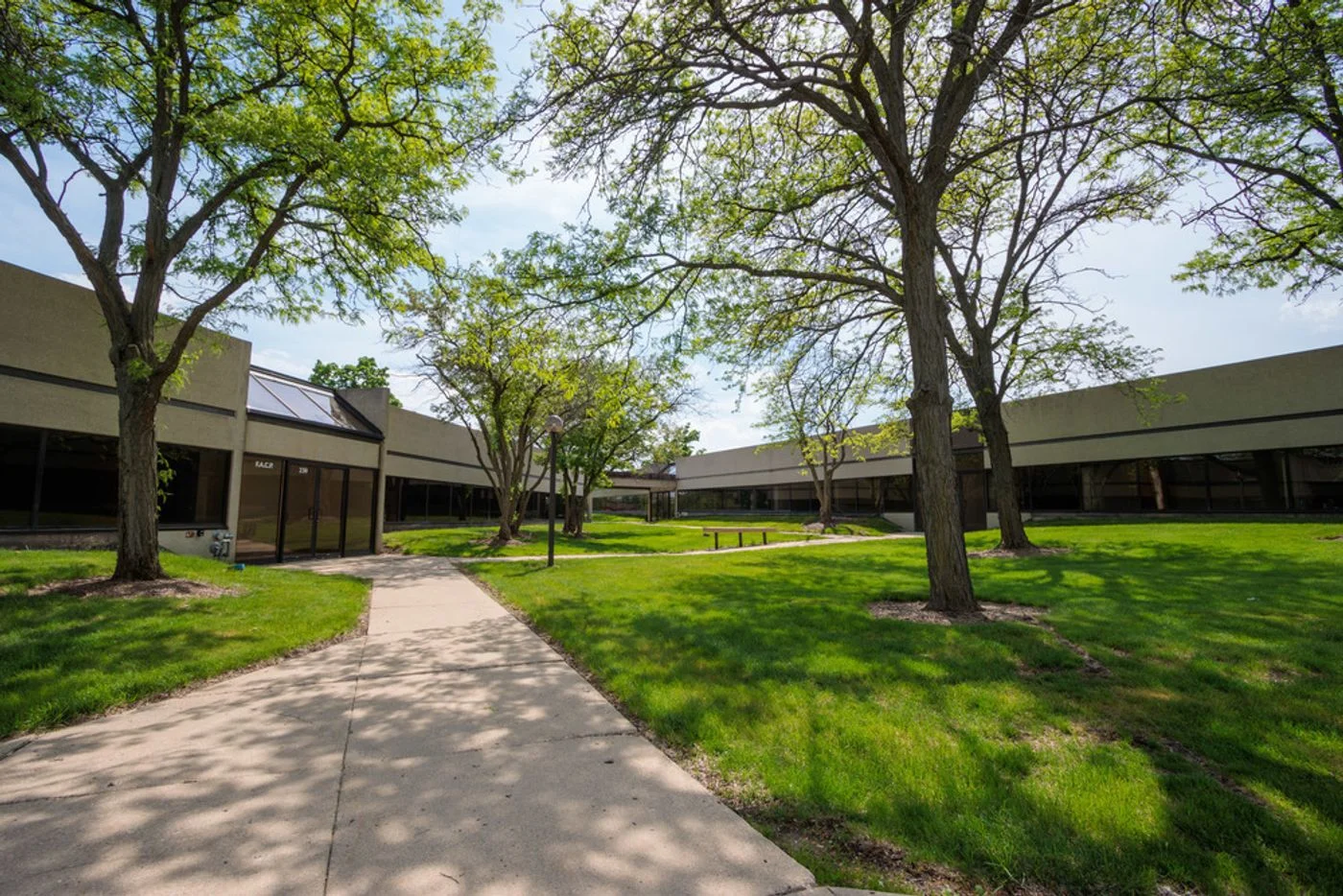 Photo 3 of 2500 W Higgins Rd, Hoffman Estates, IL 60169