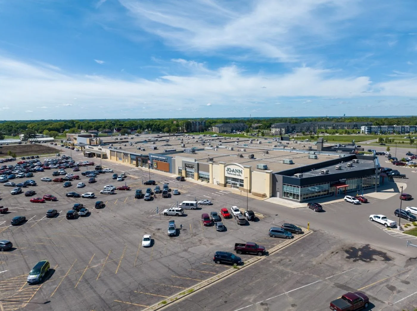 Photo-1 of 1400 Madison Ave, Mankato, MN 56001