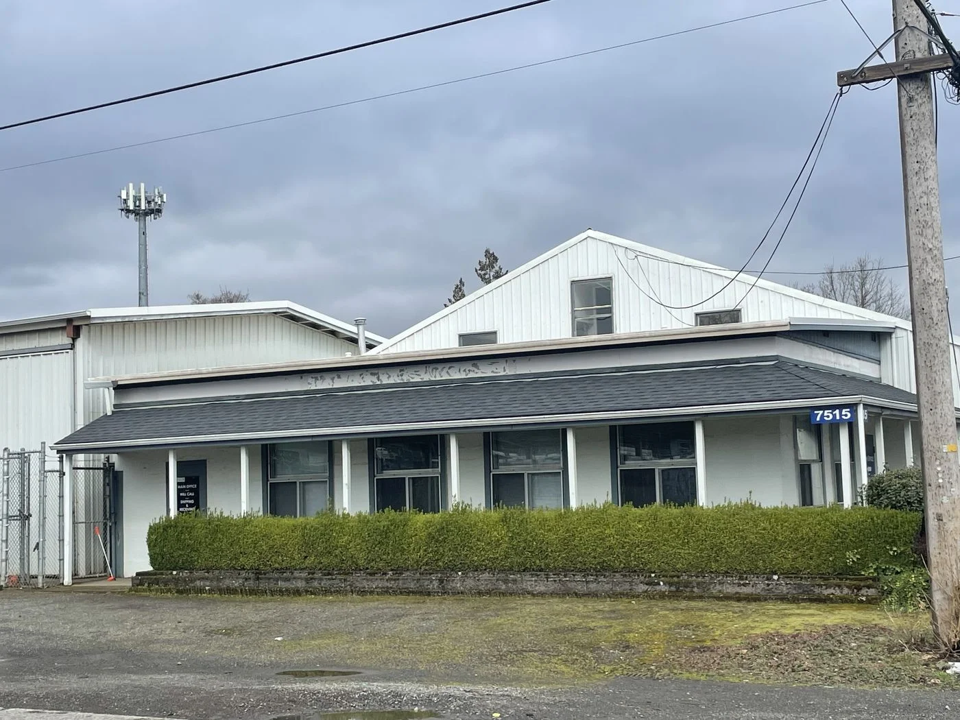 Photo 1 of 7515 NE 13th Ave, Portland, OR 97211