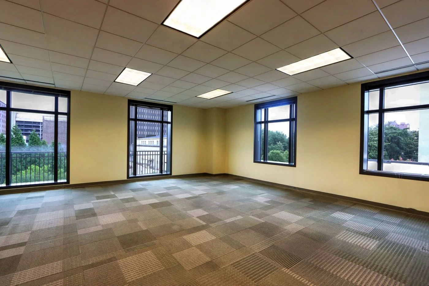 Photo 3 of 1230 Main St, Columbia, SC 29201