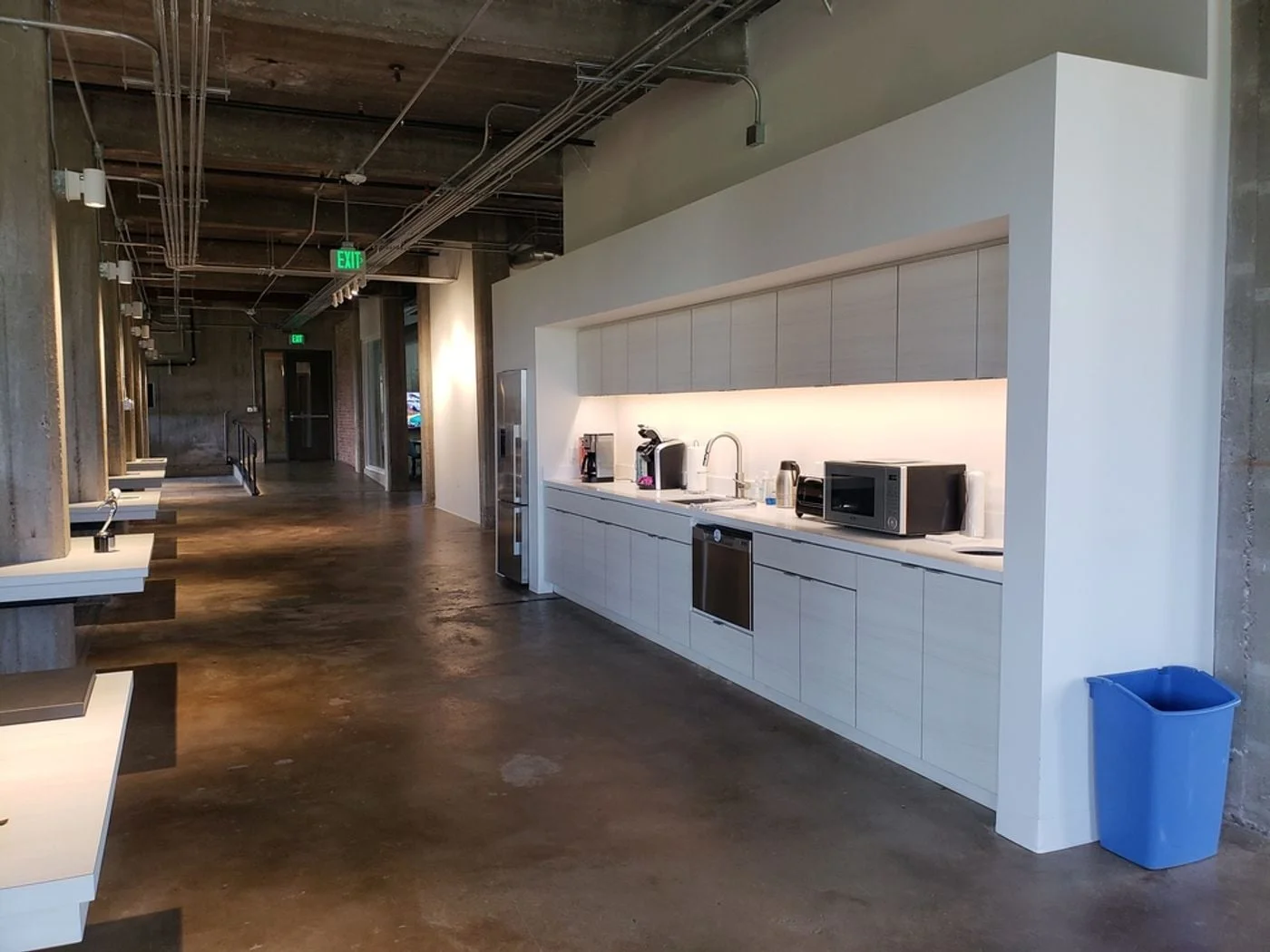 Photo 3 of 220 SE 4th St, Oklahoma City, OK 73129