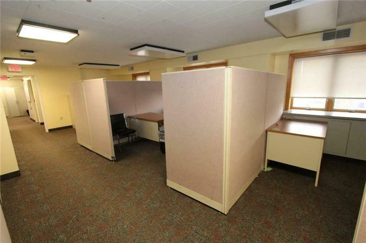 Photo 3 of 131 Orchard Park Rd, Buffalo, NY 14224