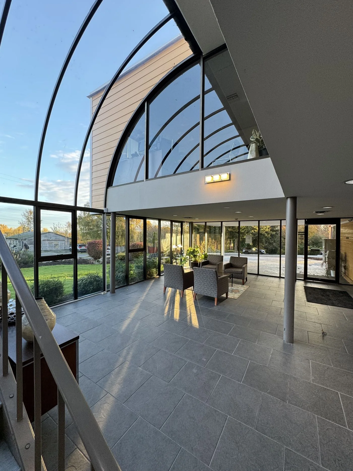 Photo 2 of 2901 S 128th St, Tukwila, WA 98168