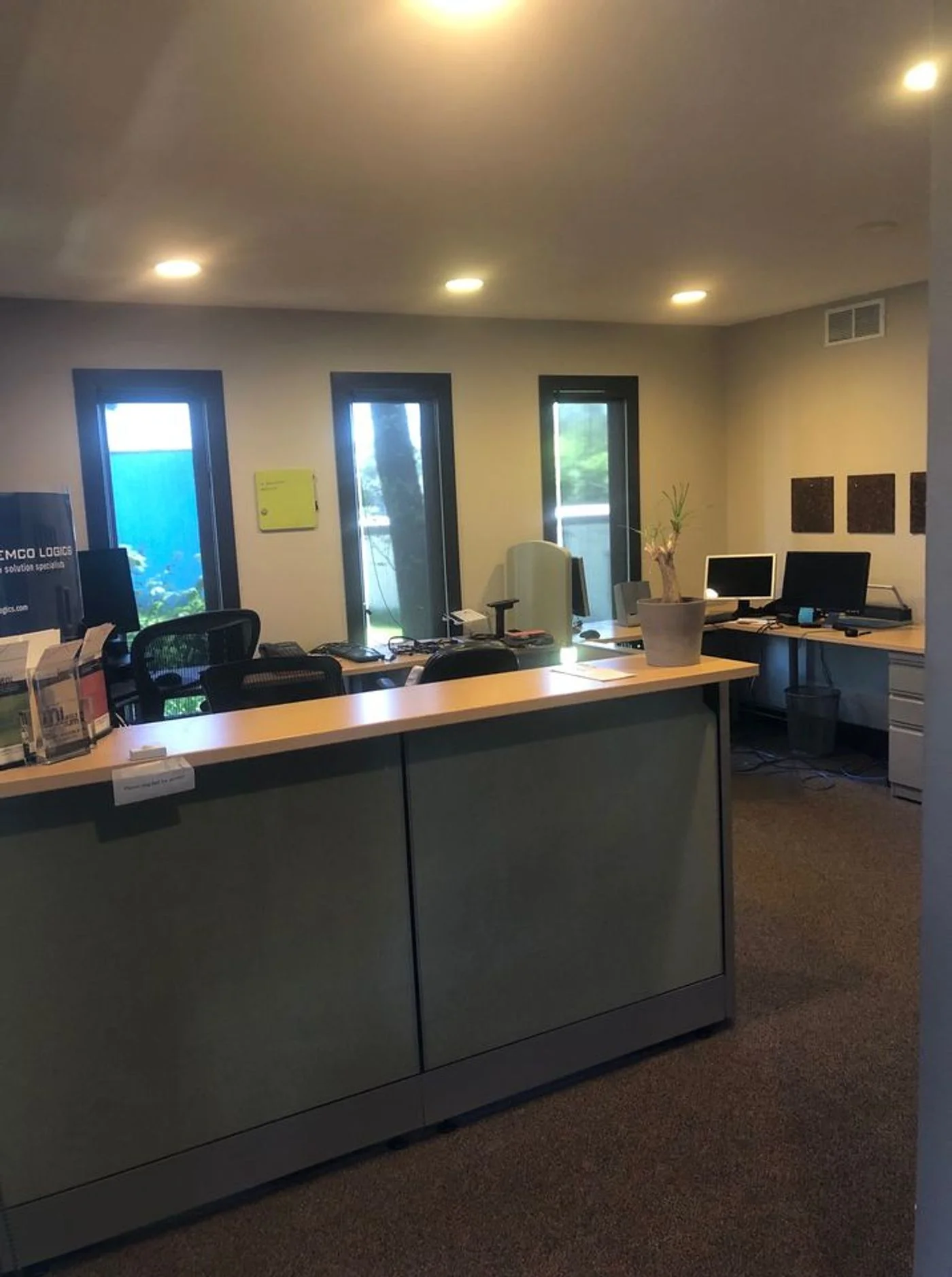 Photo 2 of 998 Chicago Dr, Jenison, MI 49428