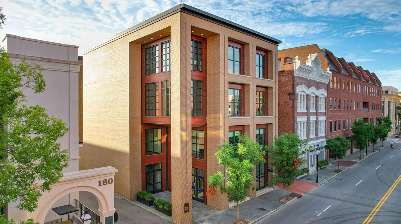 Photo 2 of 174 Meeting St, Charleston, SC 29401