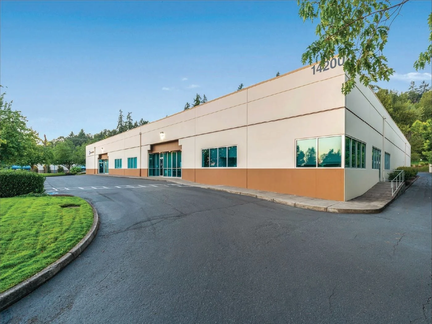 Photo 1 of 14200 SE 98th Ct, Clackamas, OR 97015