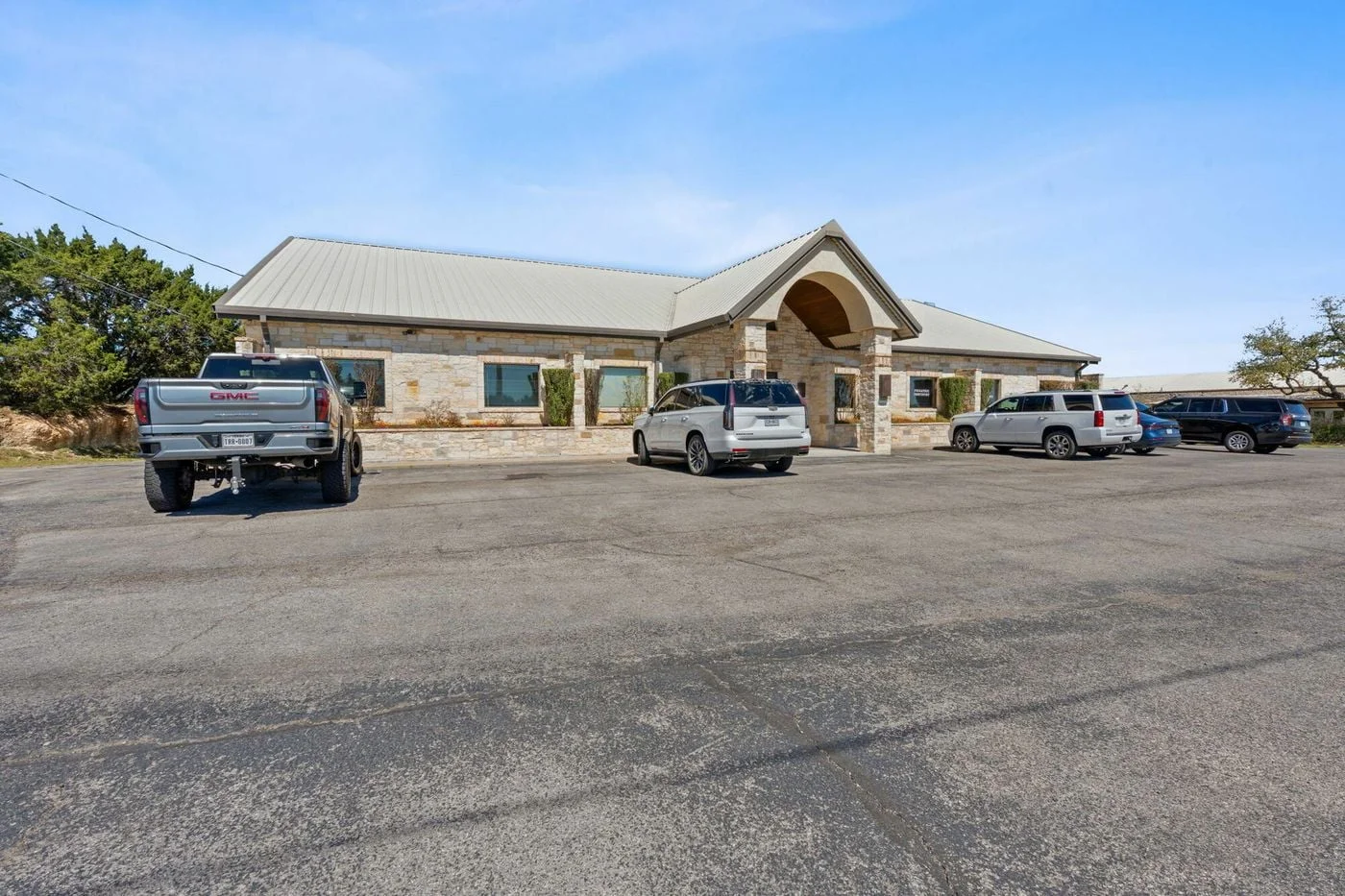 Photo 2 of 20808 State Highway 71 W Unit B, Spicewood, TX 78669