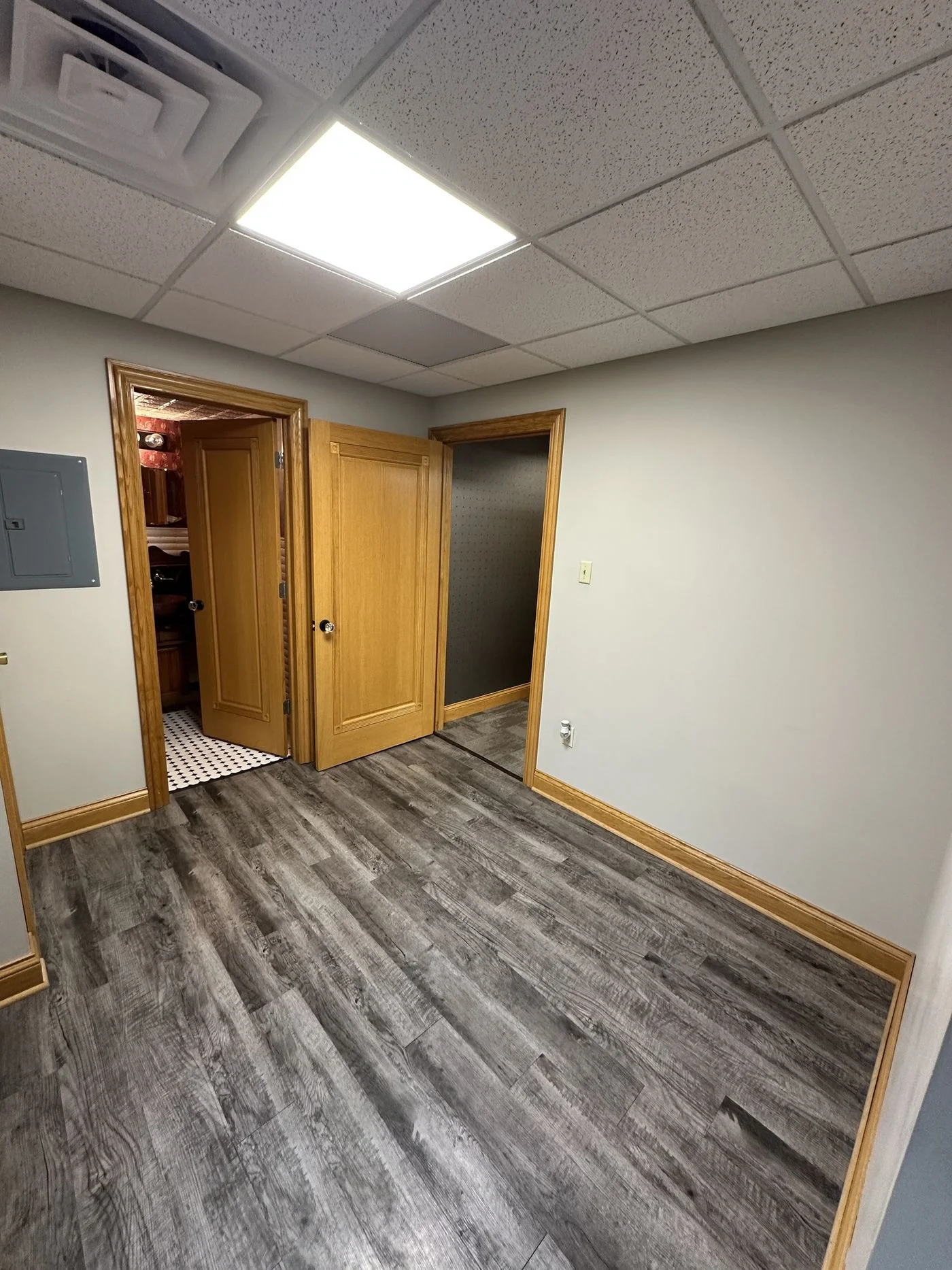 Photo 3 of 250 N Main St, Crown Point, IN 46307