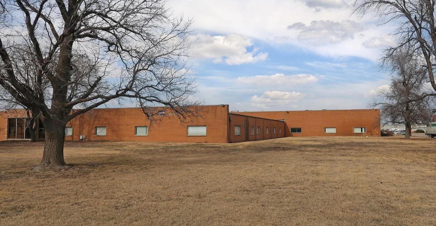 Photo 1 of 4200 W Harry St, Wichita, KS 67209