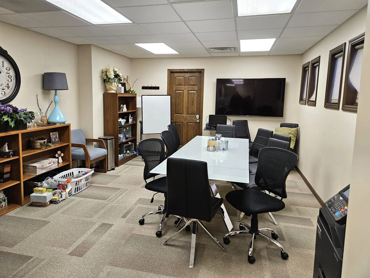 Photo 2 of 5150 N 90th St, Omaha, NE 68134