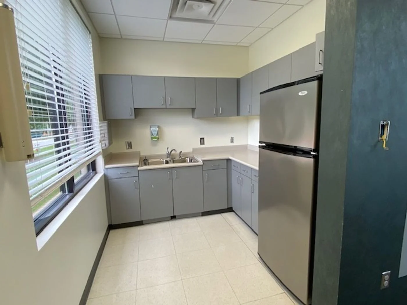 Photo-3 of 1498 Jesse Jewell Pkwy SE, Gainesville, GA 30501