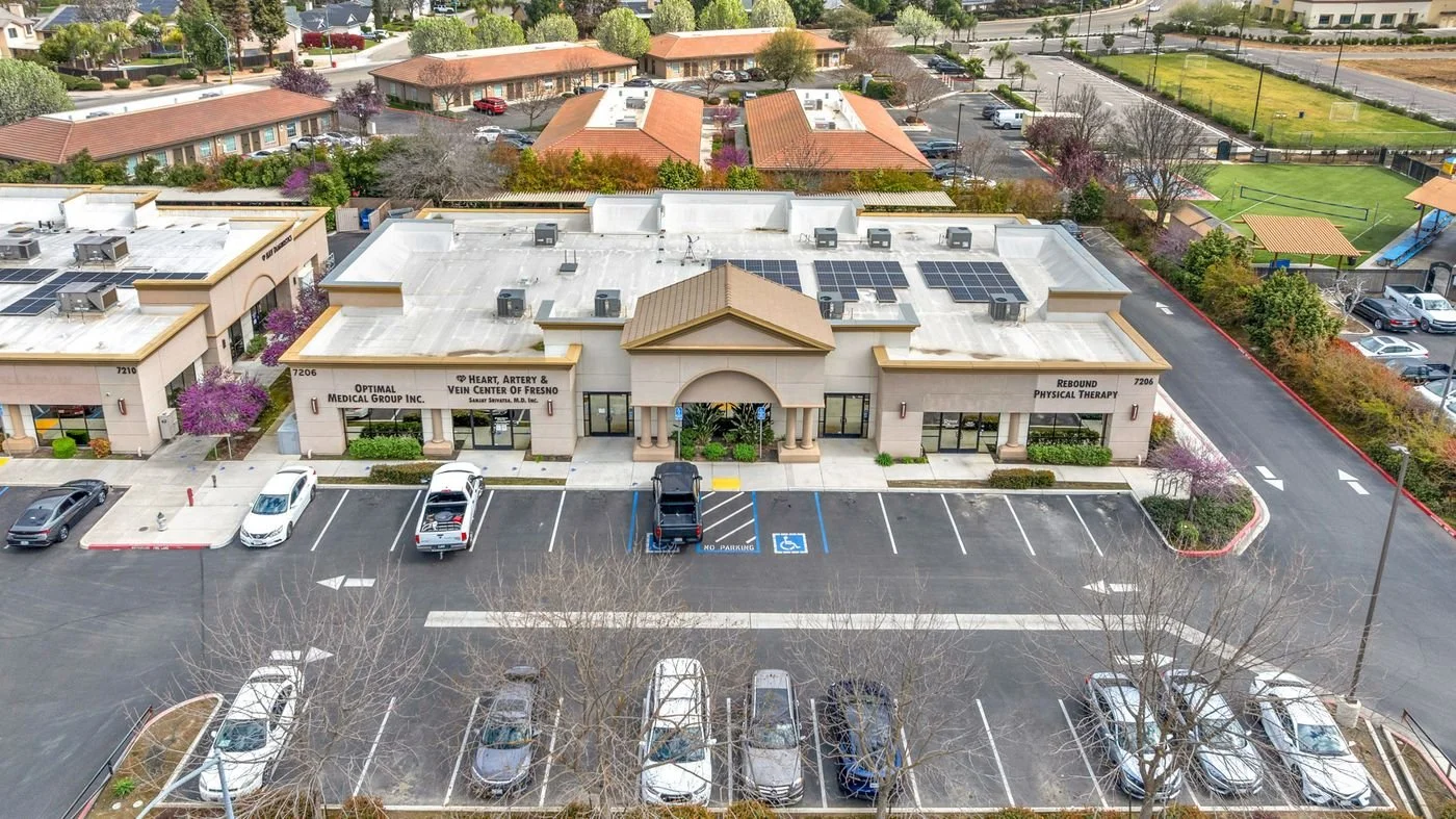 Photo-3 of 7206 N Milburn Ave, Fresno, CA 93722