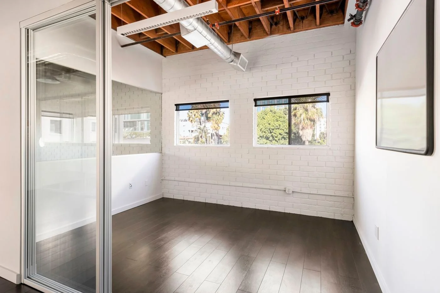 Photo-1 of 6515 W Sunset Blvd, Hollywood, CA 90028