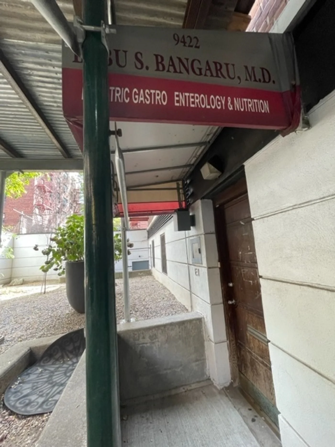 Photo 1 of 94-22 59th Avenue Ste. E-1, Elmhurst, NY 11373