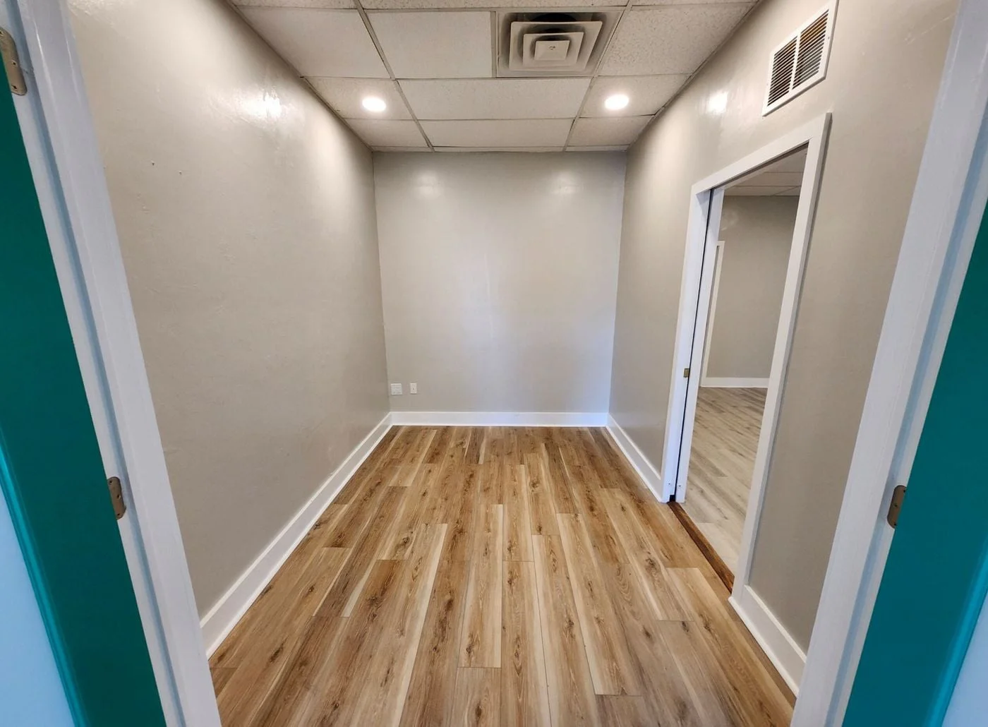 Photo 3 of 23352 W US Highway 27, High Springs, FL 32643