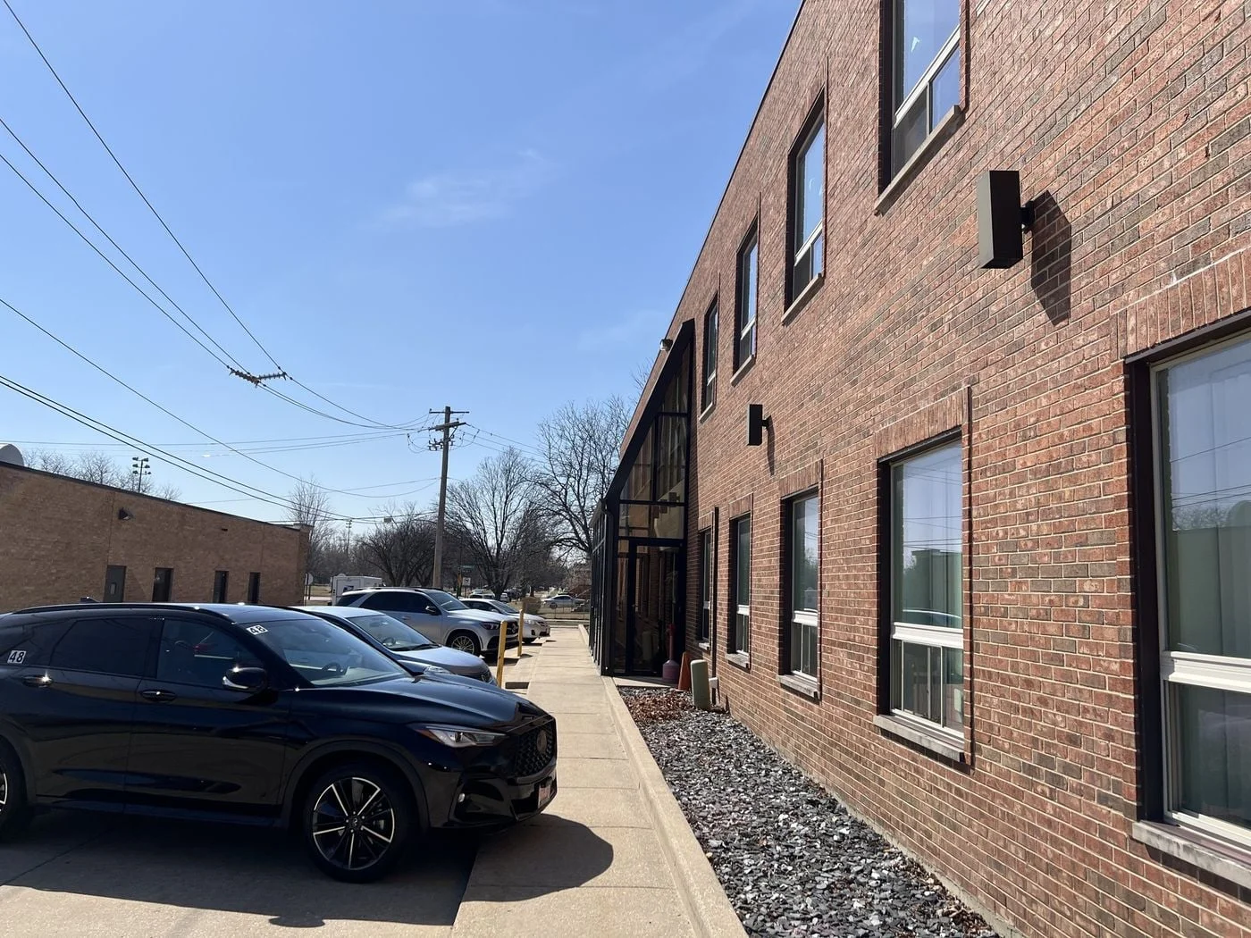 Photo 2 of 6601 N Avondale Ave, Chicago, IL 60631