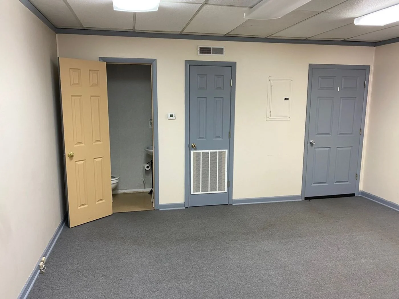 Photo-2 of 3333 Dayton Xenia Rd, Beavercreek, OH 45432