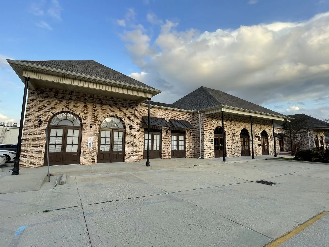 Photo 3 of 1305 Derek Drive, Hammond, LA 70403